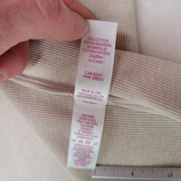 NWOT Velvet by Graham & Spencer Beige Ribbed Tank Top Size Small - Picture 8 of 12